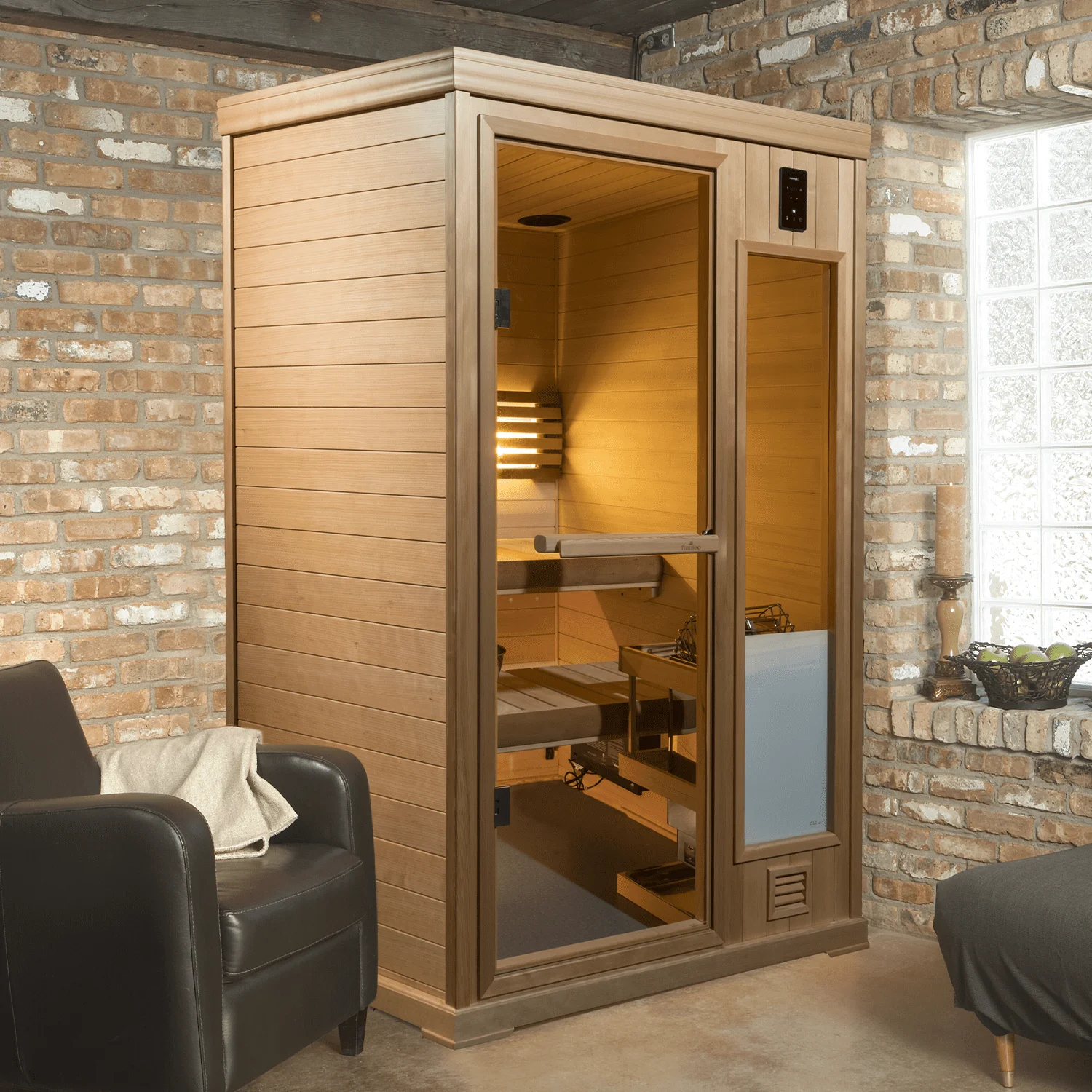 Hallmark 44 Sauna